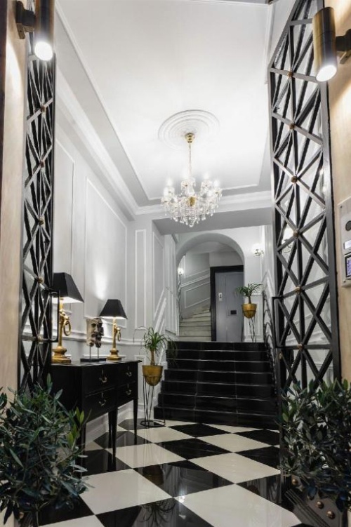 Athens Mansion Luxury Suites image 8